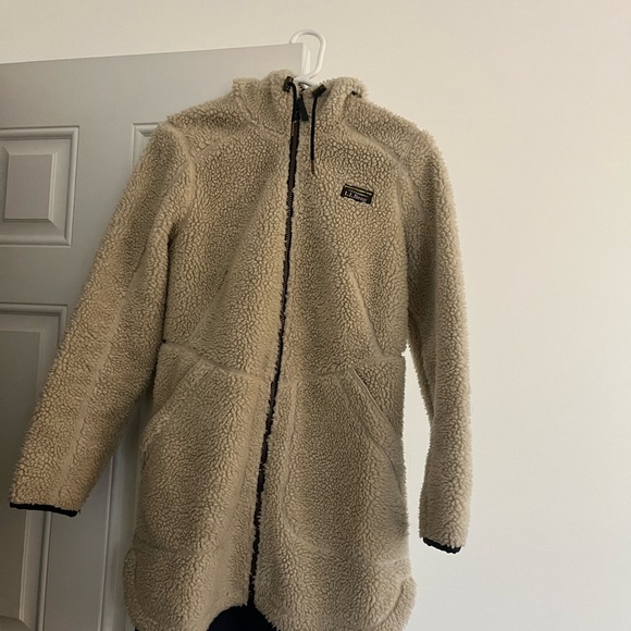L.L. Bean Jackets & Blazers - L.L. Bean Cream Sherpa Jacket